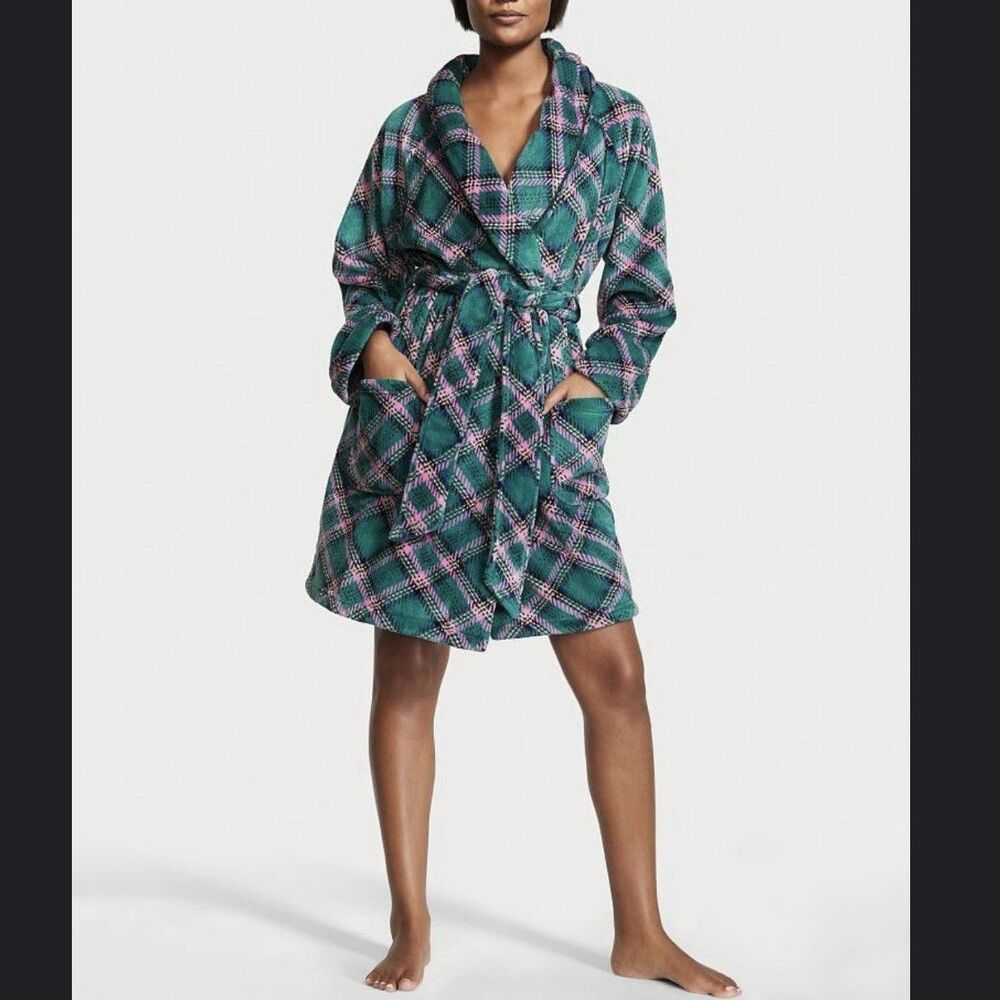Victoria’s Secret Plush Fleece Short Robe Teal Pink Plaid XS/S Excellent